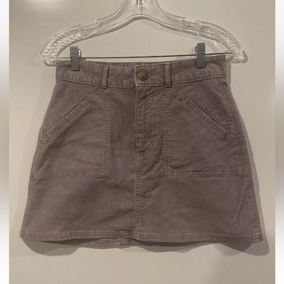 American Eagle Lavender Hi Rise A Line Mini Corduroy Skirt Womens 0 (1037) - Picture 3 of 6